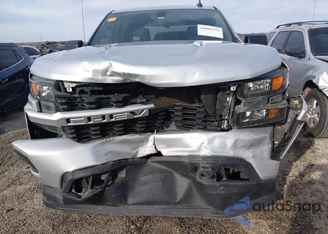 2020 Chevrolet Silverado 1500 2Wd Short Bed Custom z USA, uszkodzony, nr VIN 1GCPWBEH2LZ299904